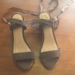 Tie up wedge espadrilles